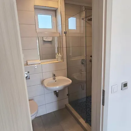 Panzió Halzóna Balatonszabadi Fürdőtelep