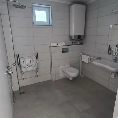 Halzóna Panzió Balatonszabadi Fürdőtelep